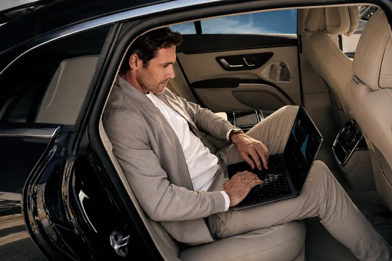 Geschäftsfahrten in Frankfurt mit Chauffeurservice für Business-Gäste